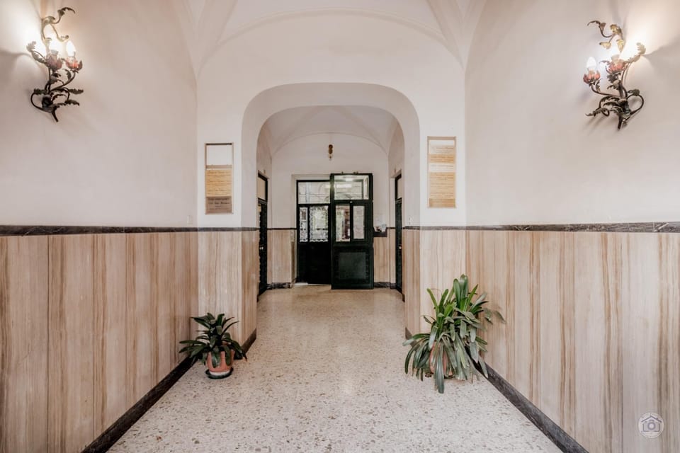 Facade/entrance, Other, concierge, elevator