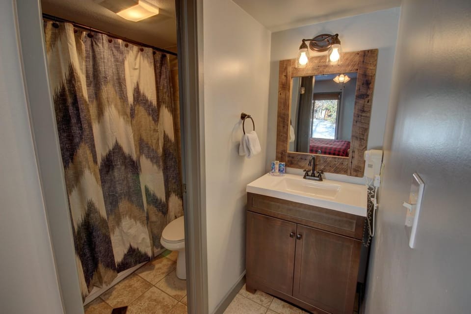Wild Irishman 1059 by SummitCove Lodging in Colorado House in Keystone