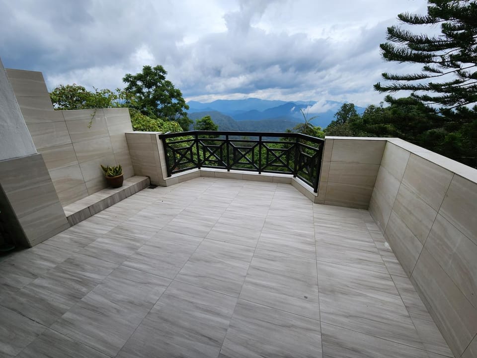 Natural landscape, Balcony/Terrace, Landmark view, Mountain view