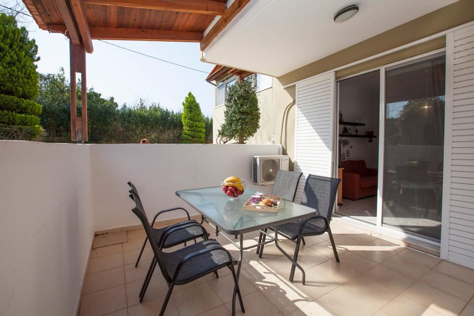 Day, Balcony/Terrace, Seating area