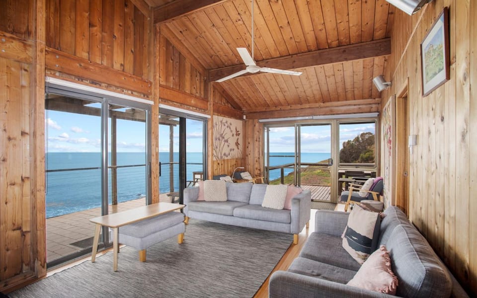 Cliffs End Beach Shack 105 Gold Coast Drive House in Carrickalinga