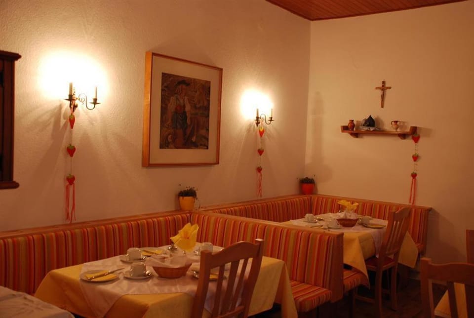 Pension Agnes Bed and Breakfast in Carinthia, Austria