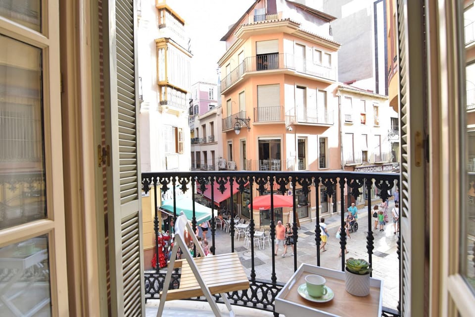 Nearby landmark, Balcony/Terrace, City view, Street view