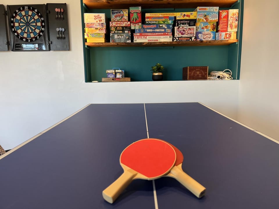 Table tennis