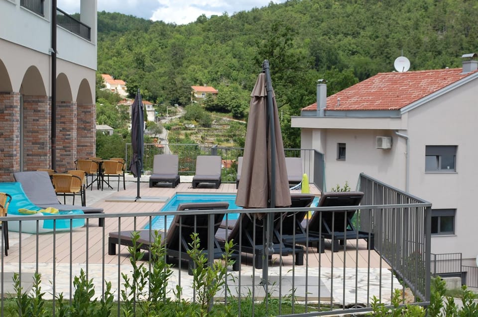 Patio, Balcony/Terrace