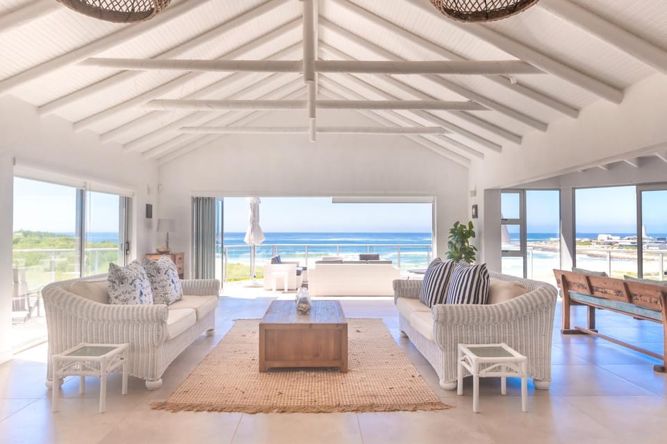 Patio, Balcony/Terrace, Seating area, Sea view