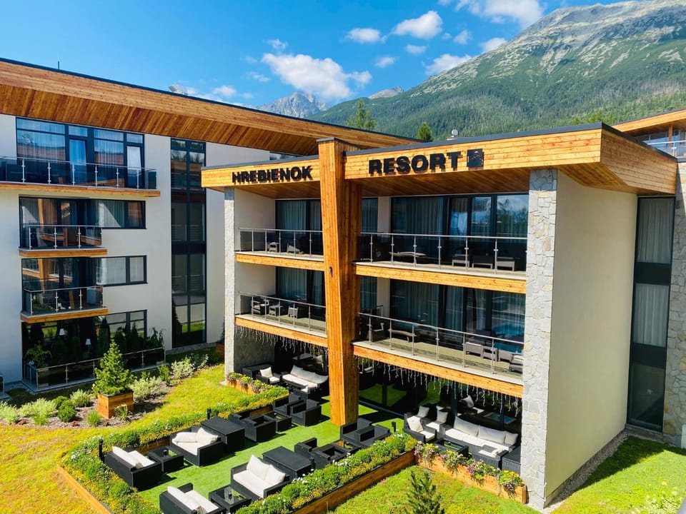 Balcony/Terrace, Garden view, Mountain view