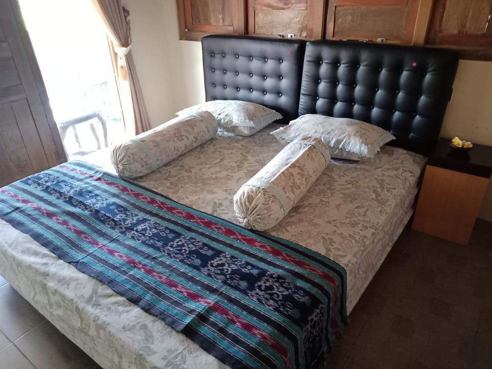 JOGLOPARI GuestHouse bukan untuk pasangan non pasutri Bed and Breakfast in Special Region of Yogyakarta