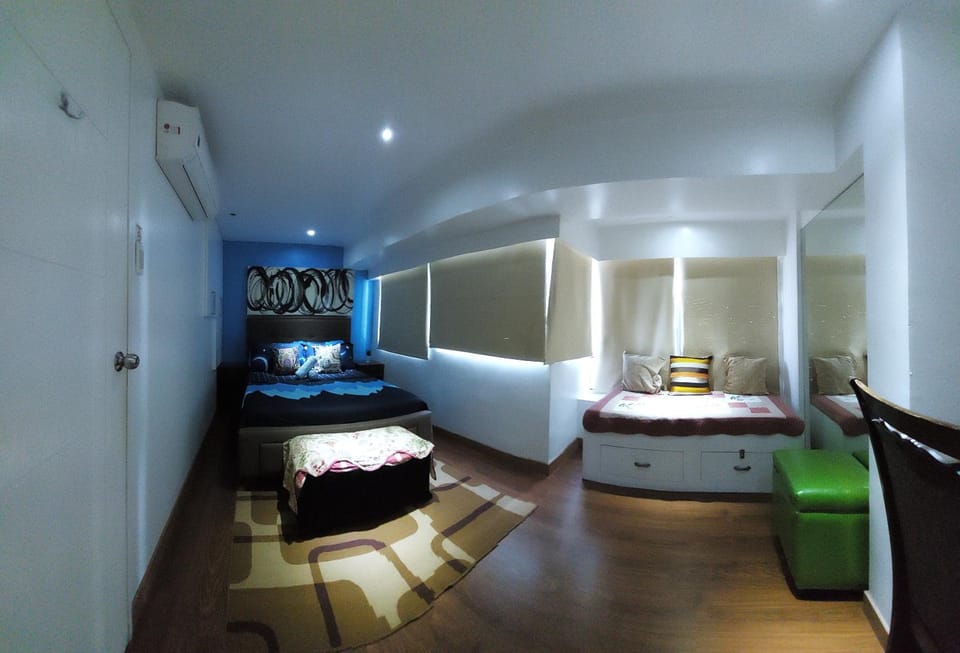 Fort Victoria BGC 2 Bedrooms Apartment in Makati