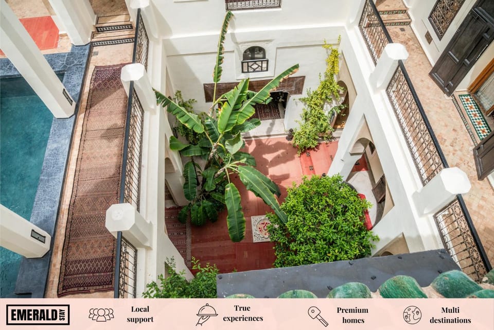 Patio, Balcony/Terrace, Swimming pool, Swimming pool