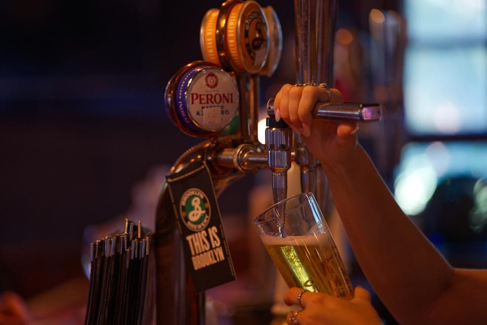 Lounge or bar, Alcoholic drinks