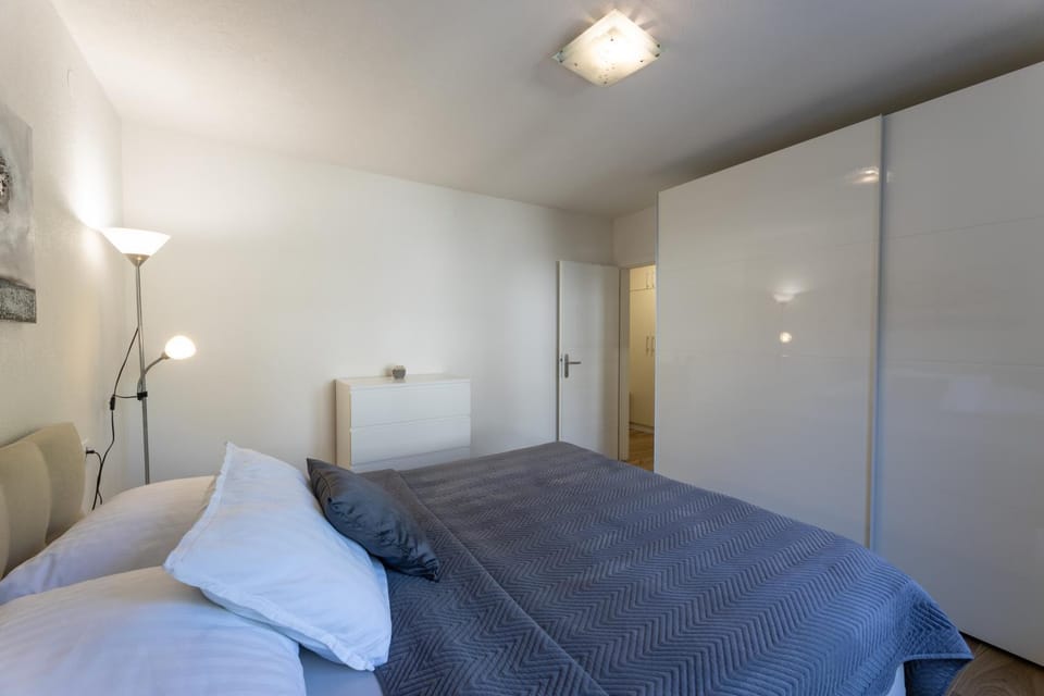 Property building, Bedroom