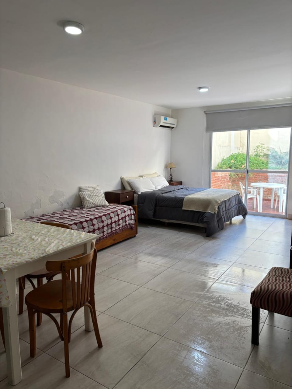 Photo of the whole room