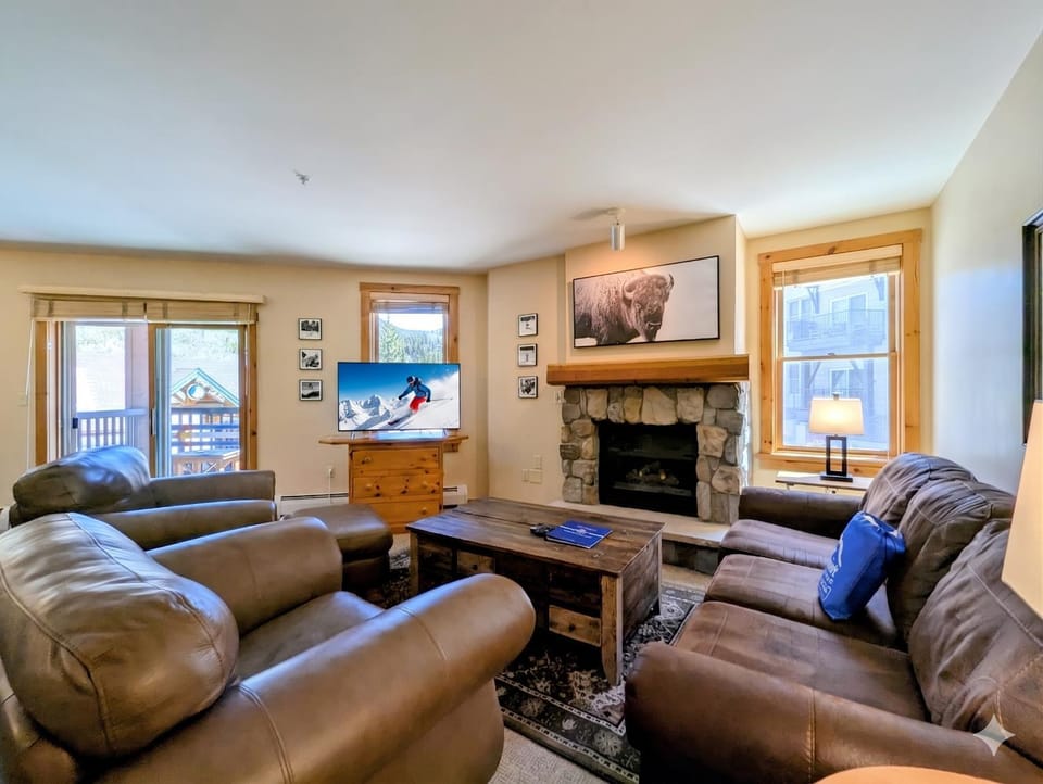 Buffalo Lodge 8327 by SummitCove Lodging in Colorado House in Keystone