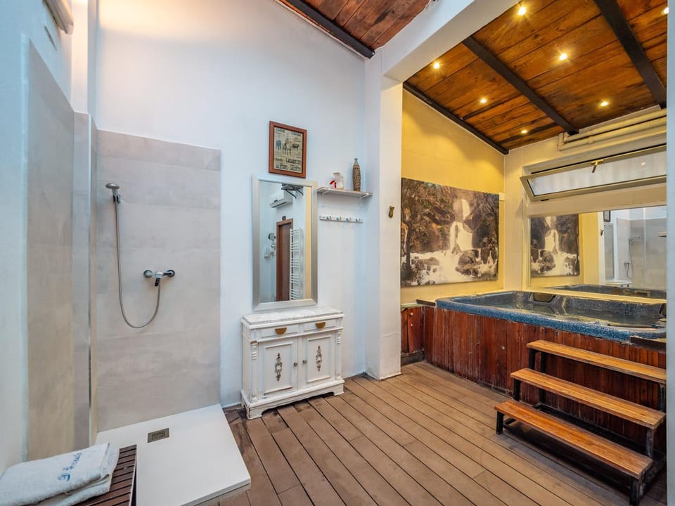 Spa and wellness centre/facilities, Swimming pool