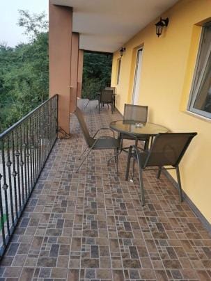 Pensiunea Alex & Andry Bed and Breakfast in Dolj County, Romania