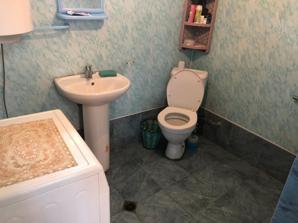 Toilet, Bathroom