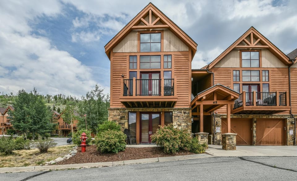 Antlers Gulch 501 by SummitCove Lodging House in Keystone