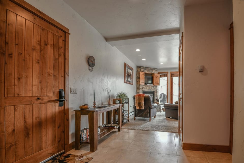 Antlers Gulch 501 by SummitCove Lodging House in Keystone