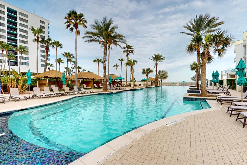Sapphire Bungalow #106 Apartment in South Padre Island