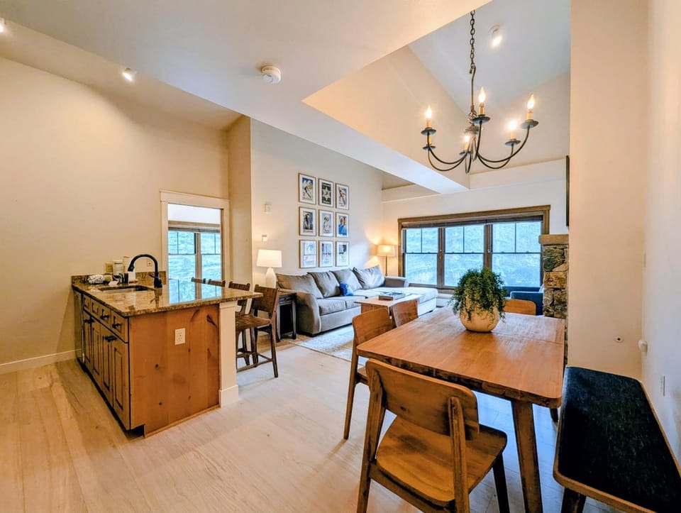 Jack Pine 8008 by SummitCove Lodging in Colorado House in Keystone