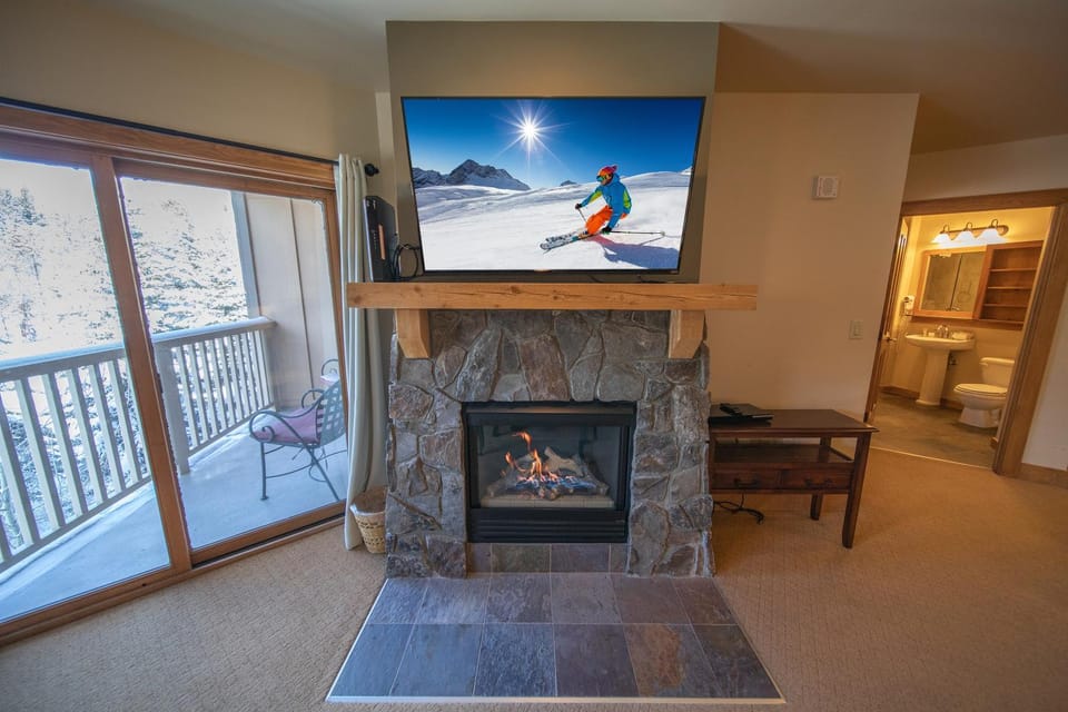 Red Hawk Lodge 2269 by SummitCove Lodging in Colorado House in Keystone
