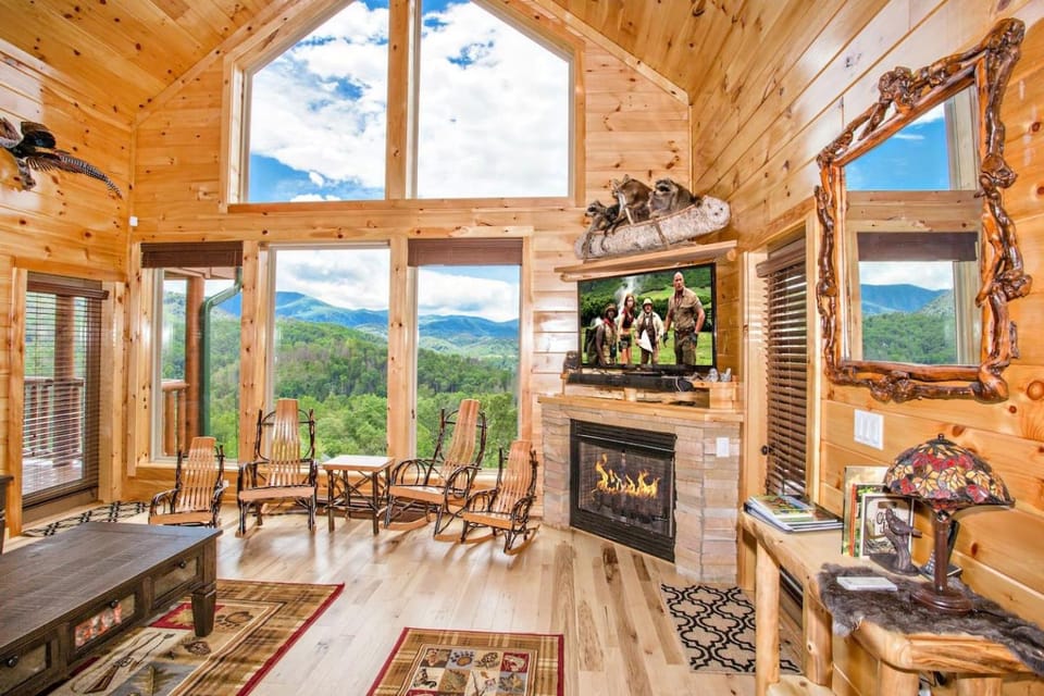 Bella Vista Lodge House in Gatlinburg