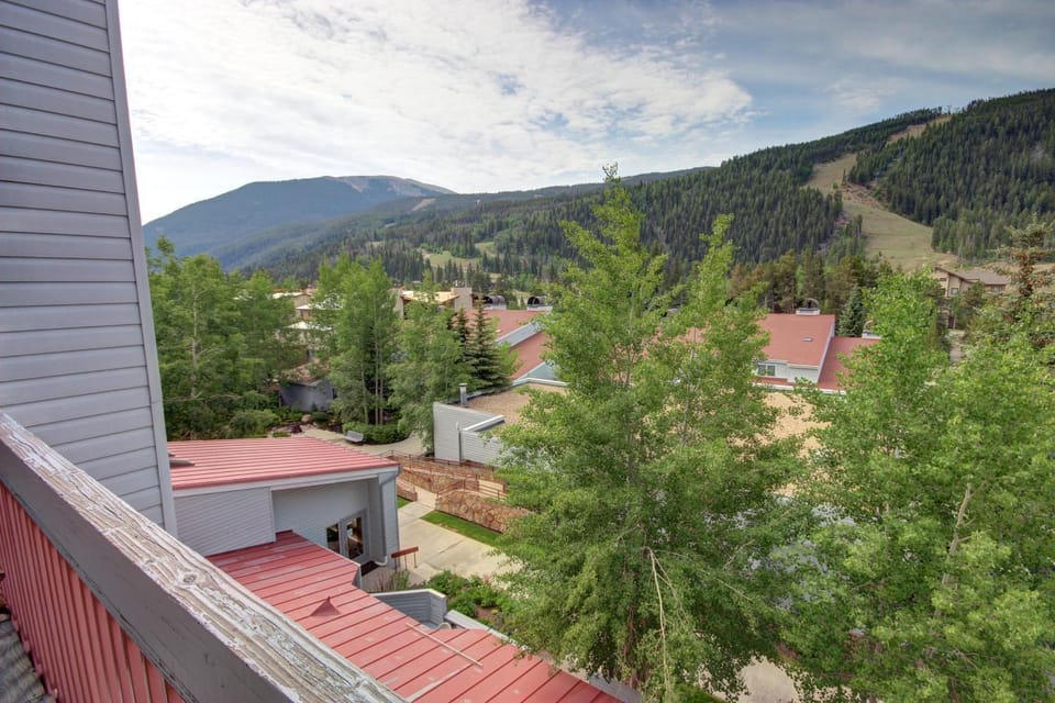 Liftside 309 by SummitCove Lodging in Colorado House in Keystone