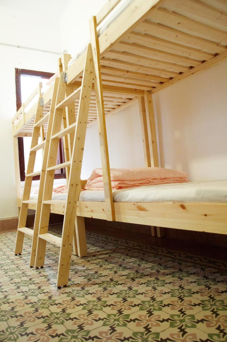 Bedroom, bunk bed