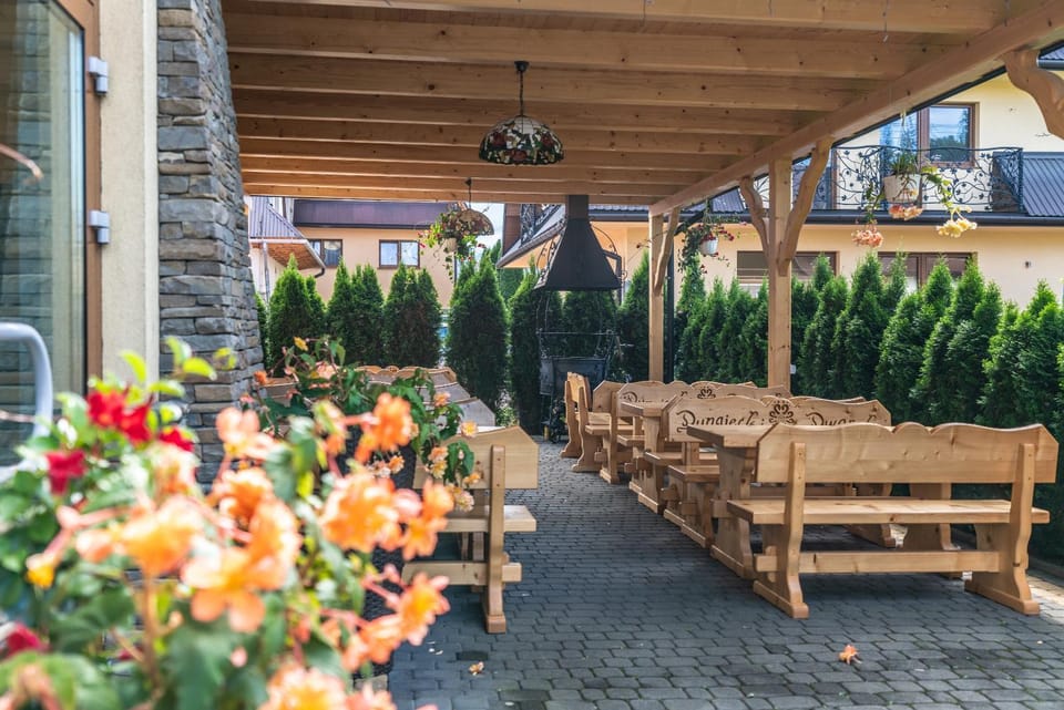 Dunajecki Dworek Bed and Breakfast in Lesser Poland Voivodeship
