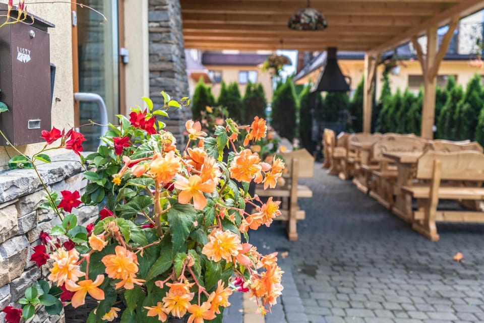 Dunajecki Dworek Bed and Breakfast in Lesser Poland Voivodeship