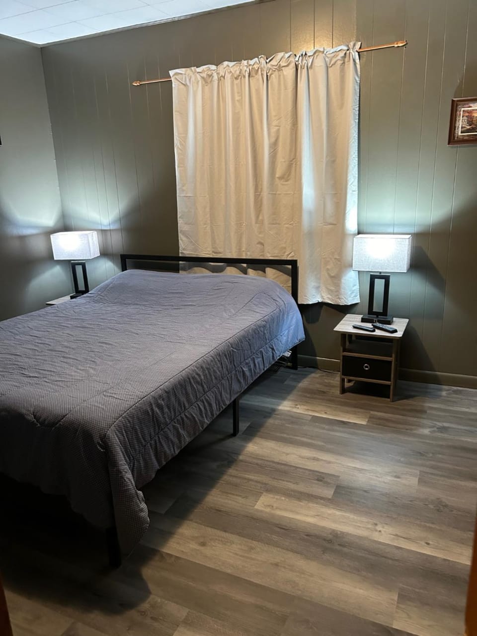 Lodge 305 Complete Fully Furnished House Villa in Kansas