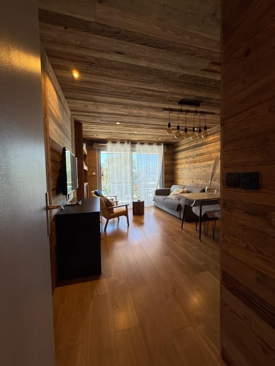 Alpe d'Huez Le Majestic 2 skis aux pied Apartment in Huez
