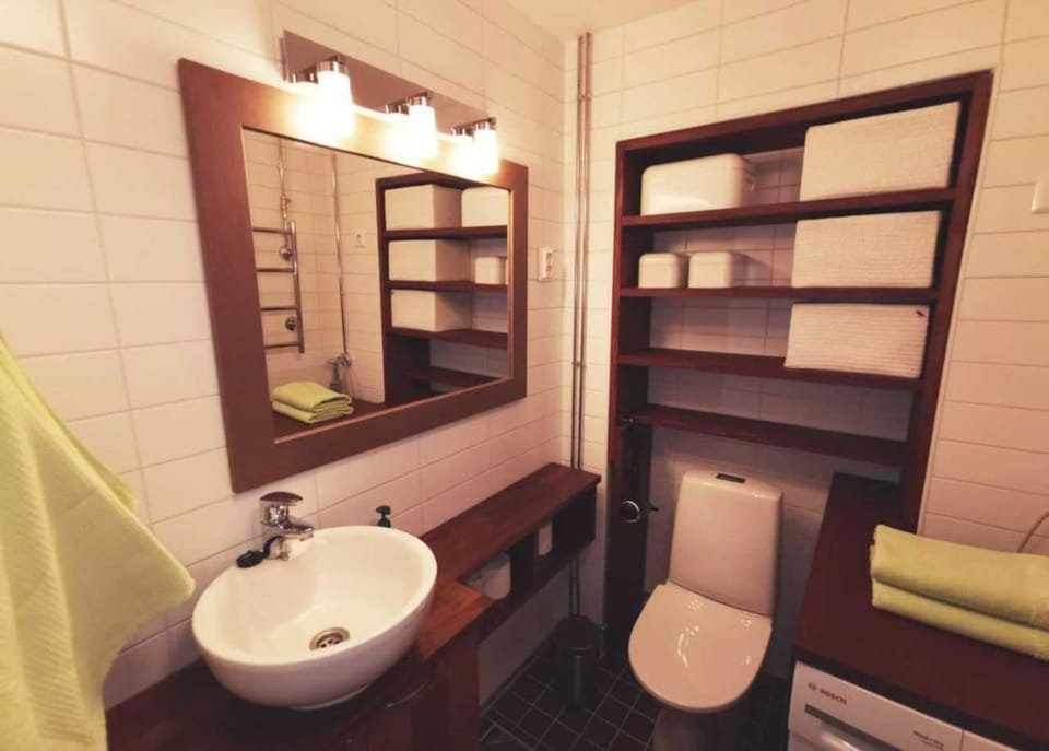 Toilet, Bathroom
