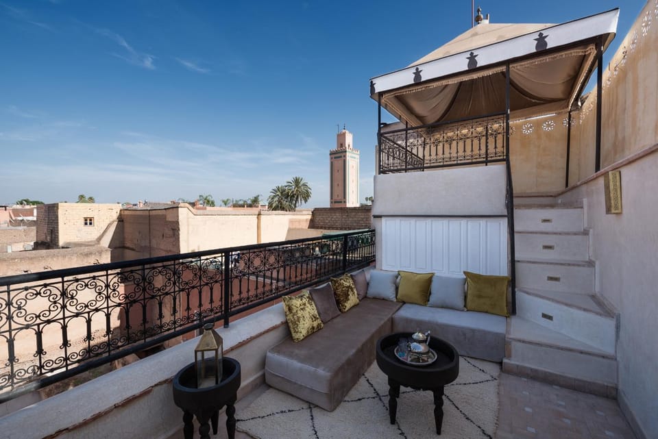 Property building, Balcony/Terrace