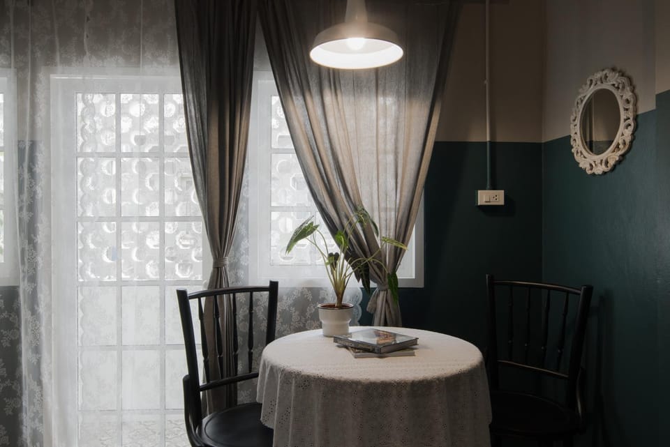 Property building, Seating area