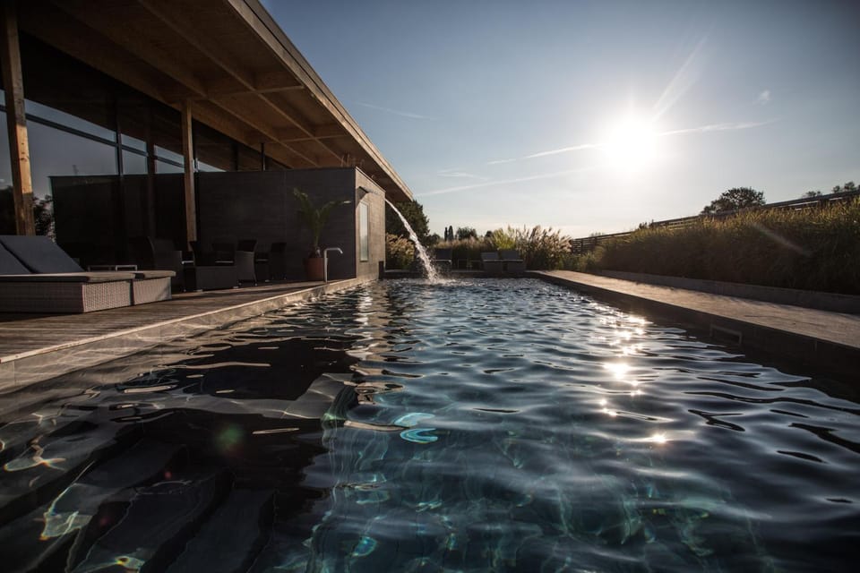 Swimming pool, Swimming pool