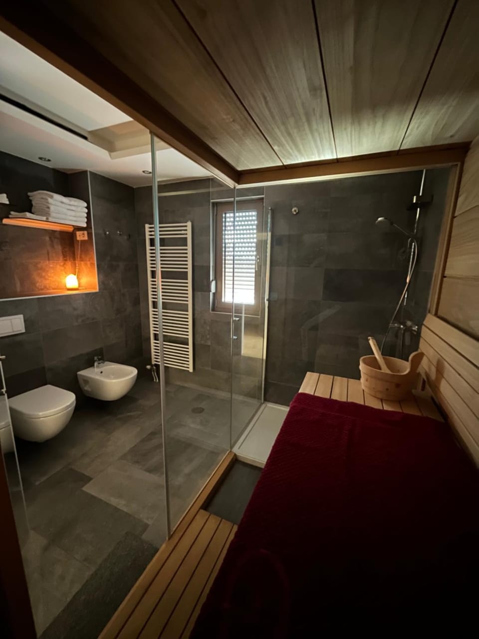 Luxury apartment LUNA for 6, sauna, center, **** Apartment in Slovenia