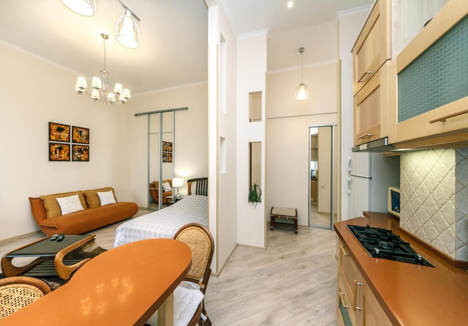 Kitchen or kitchenette, Seating area