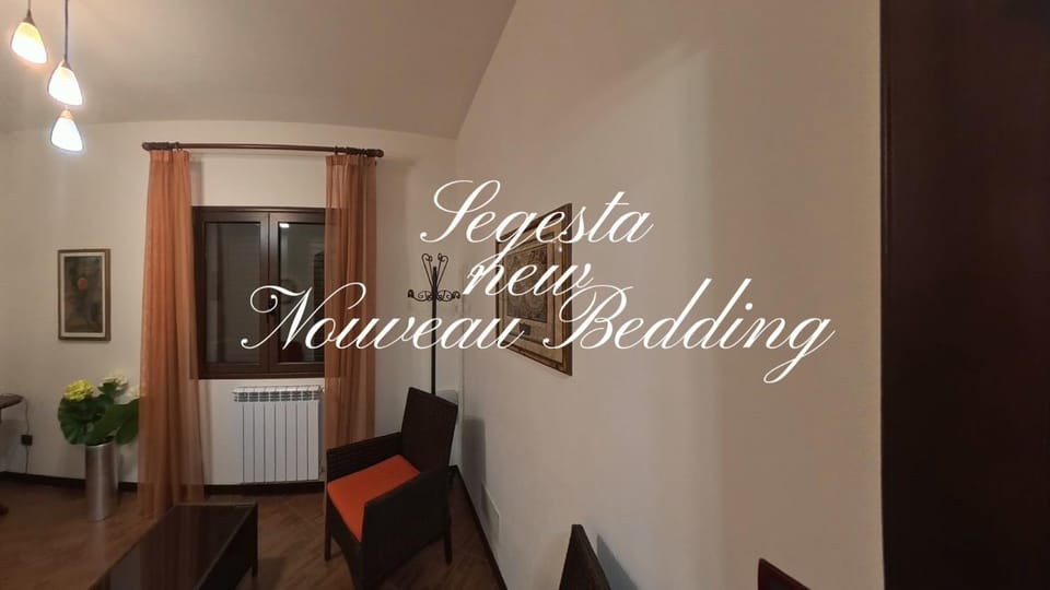 SEGESTA - New Nouveau Bedding Apartment in Sicily