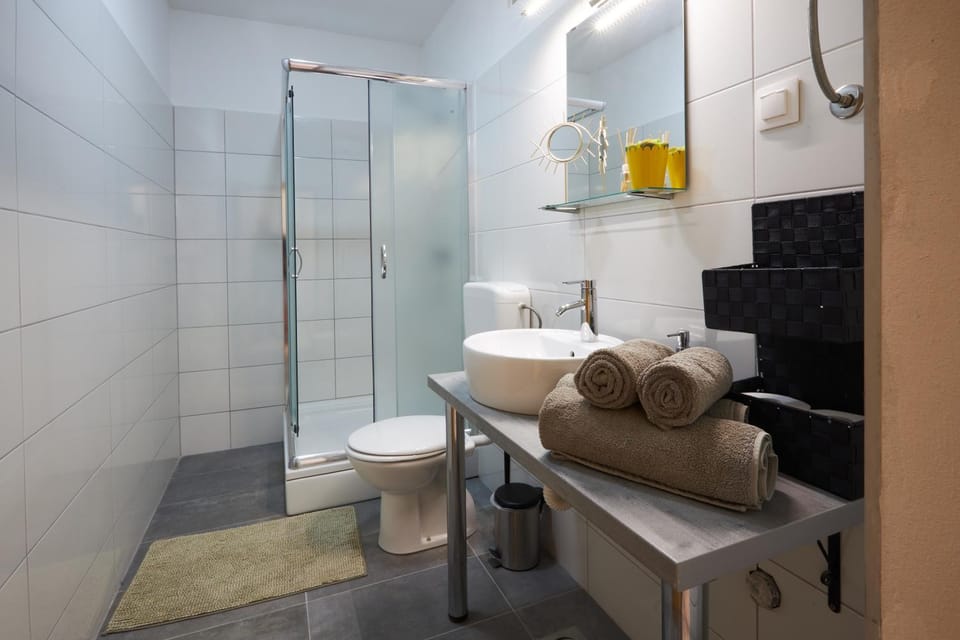 Apartment Yellow Apartment in Poreč