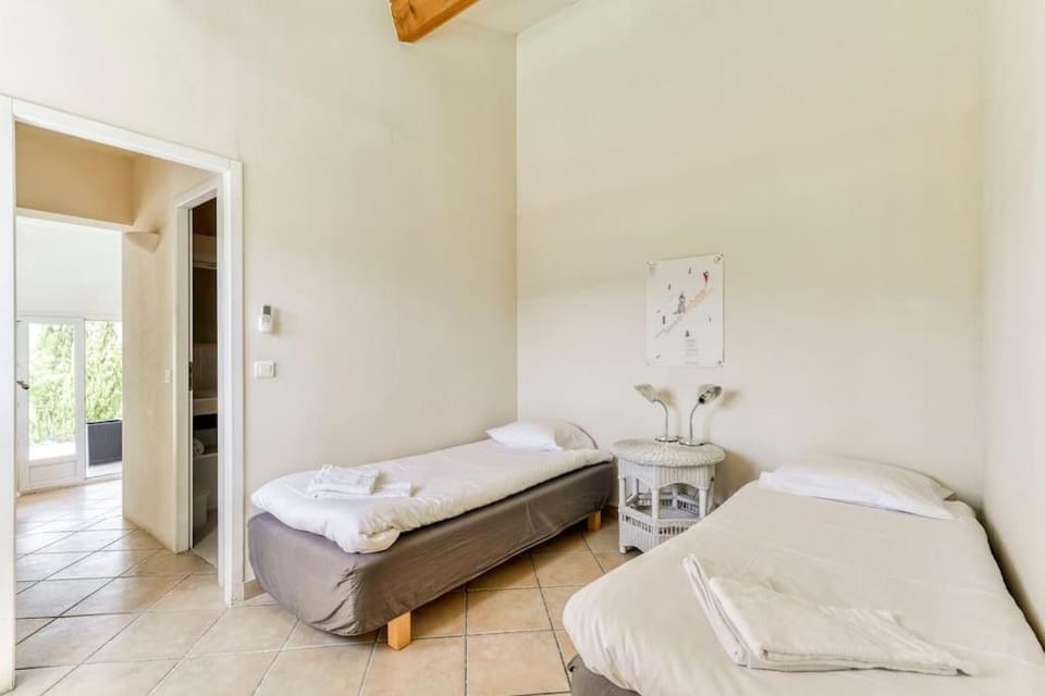 Villa Syrah avec piscine privée chauffée à 25 km de la mer Villa in Occitanie