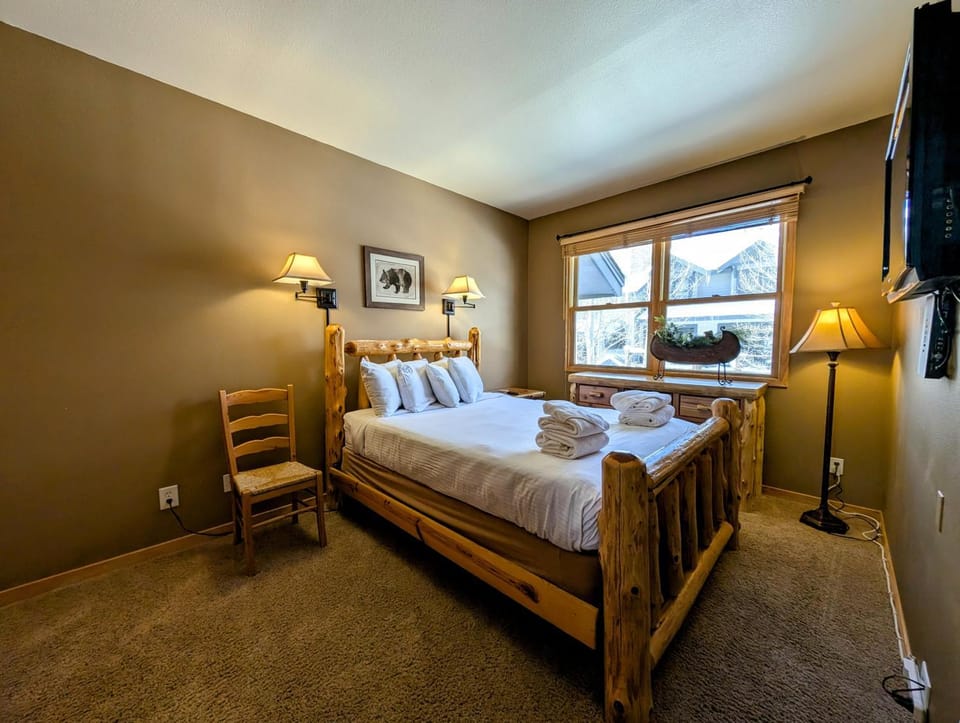 Northstar 1964 by SummitCove Lodging in Colorado House in Keystone