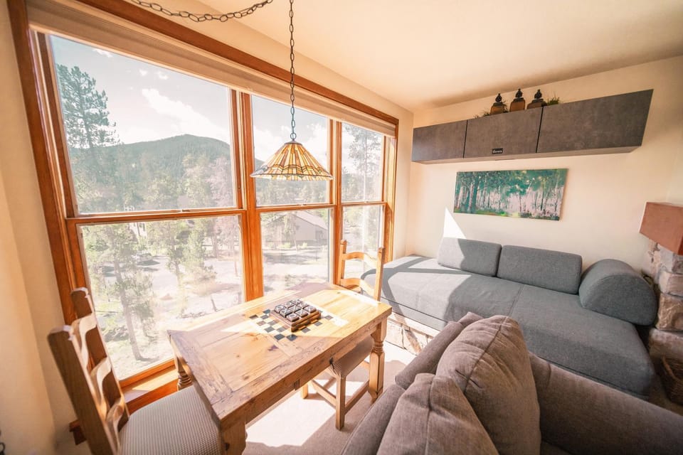 Quicksilver 1659 by SummitCove Lodging House in Keystone