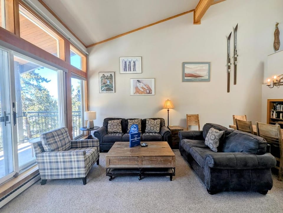 Pines 2169 by SummitCove Lodging House in Keystone