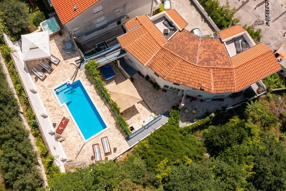 Property building, Bird's eye view, Pool view