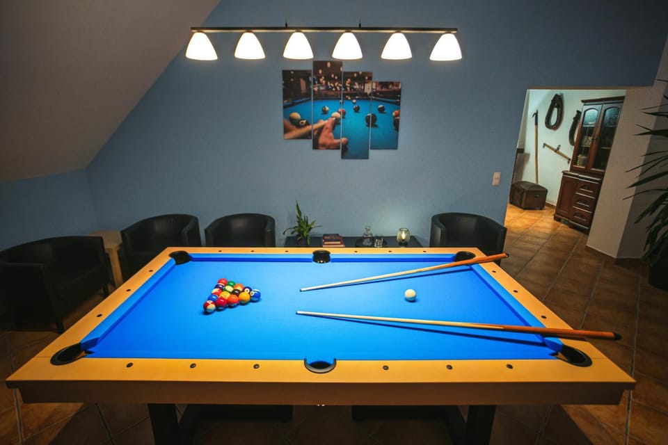 Activities, Billiard