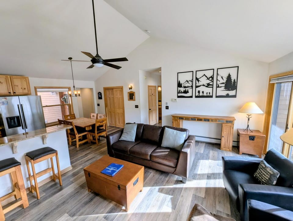Kitchen or kitchenette, Living room, Seating area, furniture