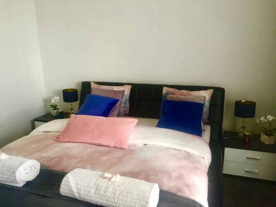 Your Home in Warsaw - Apartment Stegny- Mokotow Apartment in Warsaw