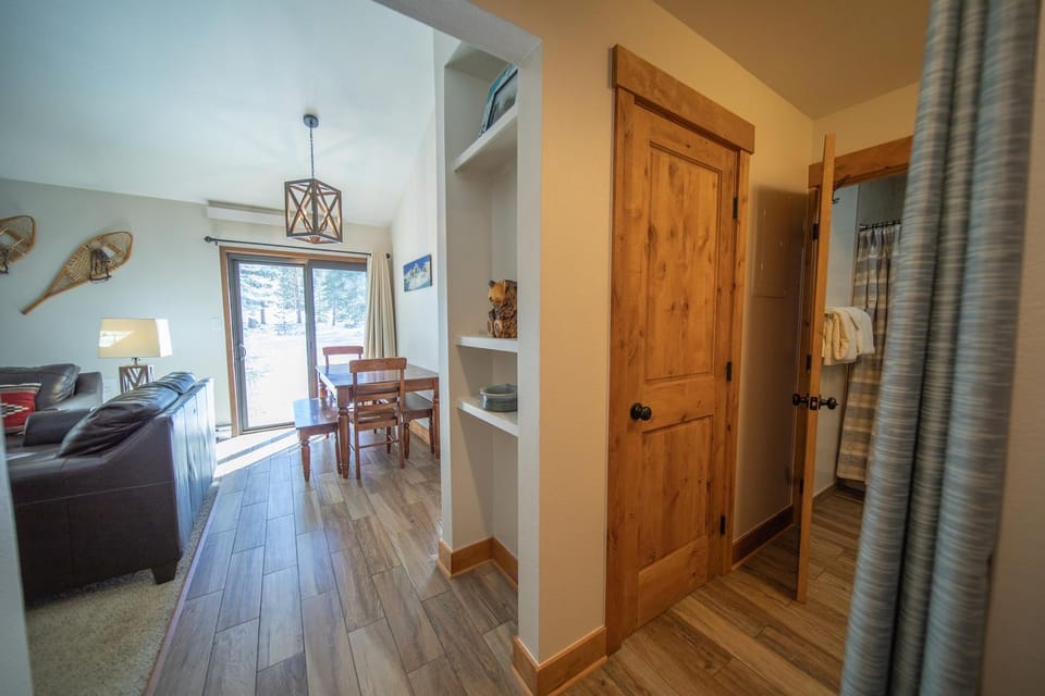 Flying Dutchman 1174 by SummitCove Lodging in Colorado House in Keystone